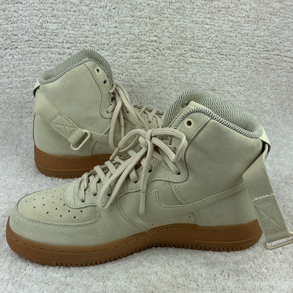 Nike Air Force 1 Hi Special Edition Suede Women's - Picture 5 of 7